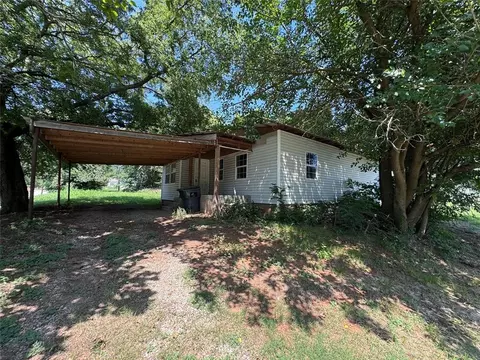 830 S 2nd St, Purcell, OK 73080
