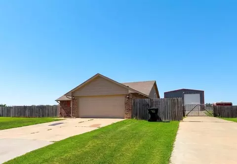 2086 County Road 1239, Tuttle, OK 73089
