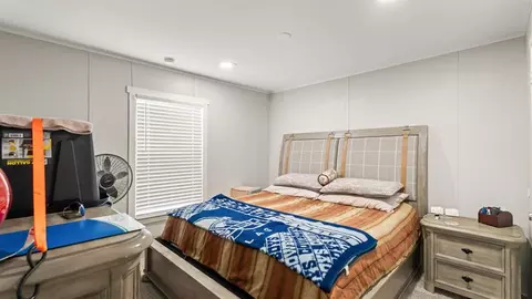Bedroom - 2086 County Road 1239, Tuttle, OK 73089 photo 5 of 5