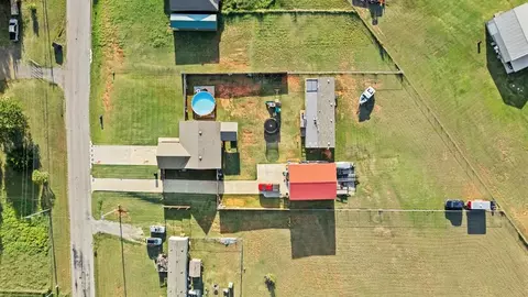 View/Area - 2086 County Road 1239, Tuttle, OK 73089 photo 1 of 2