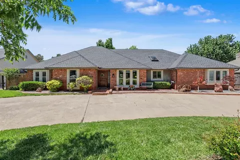 808 Glenridge Dr, Edmond, OK 73013