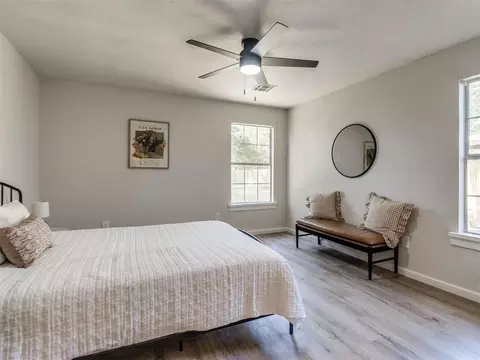 1911 NW 29th St, Oklahoma City, OK 73106