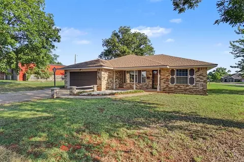 1001 W E Ave, Elk City, OK 73644