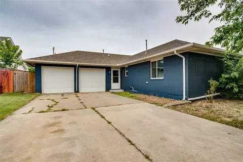 917 NW 15th St, Moore, OK 73160
