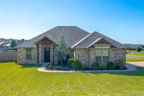 1799 Appaloosa Dr, Blanchard, OK 73010