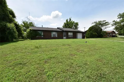 930 N Alex Noon St, Wetumka, OK 74883