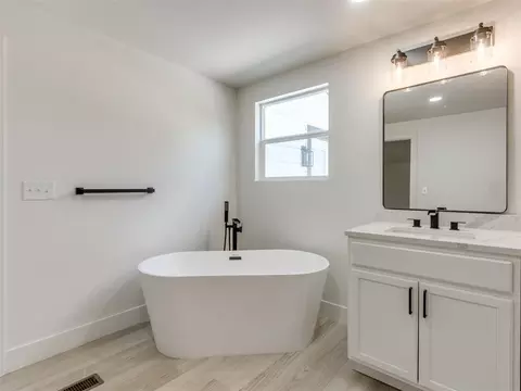 815 E Harrison Ave, Guthrie, OK 73044 photo 28