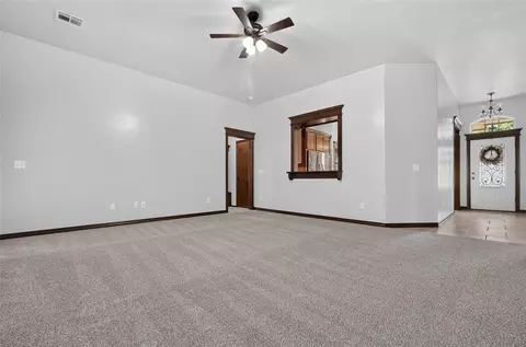 Living - 3401 Mcdaniel, Blanchard, OK 73010 photo 1 of 3