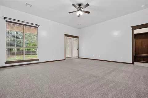 Living - 3401 Mcdaniel, Blanchard, OK 73010 photo 2 of 3