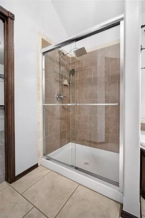 Bath - 3401 Mcdaniel, Blanchard, OK 73010 photo 3 of 5