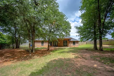 Exterior - 3401 Mcdaniel, Blanchard, OK 73010 photo 9 of 10