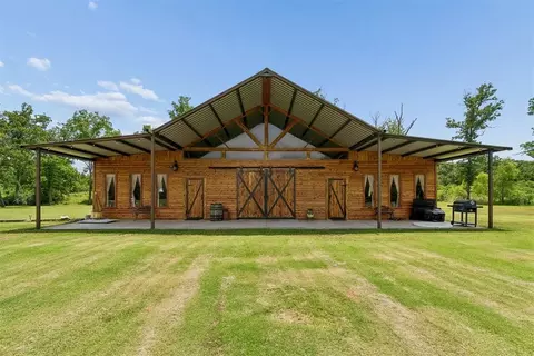 Undisclosed, Mcloud, OK 74851