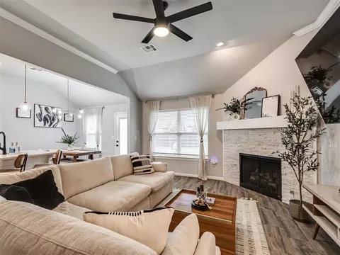 8509 NW 77th St, Oklahoma City, OK 73132