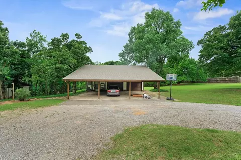 1101 S Post Rd, Guthrie, OK 73044 photo 3
