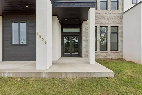 Exterior - 8809 E Covell Rd, Arcadia, OK 73007 photo 4 of 11