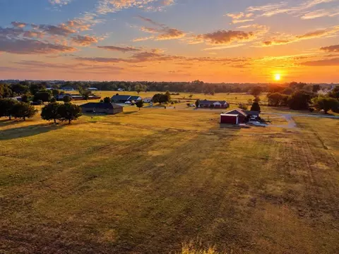 S Cody Road, Shawnee, OK 74840