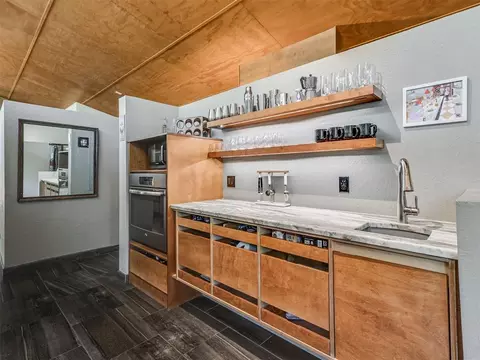 Kitchen - 641 E Brooks St, Norman, OK 73071 photo 3 of 4