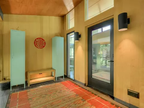 Entry Way - 641 E Brooks St, Norman, OK 73071 photo 1 of 3
