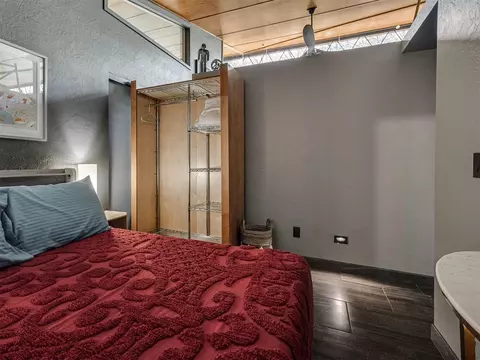 Bedroom - 641 E Brooks St, Norman, OK 73071 photo 6 of 7