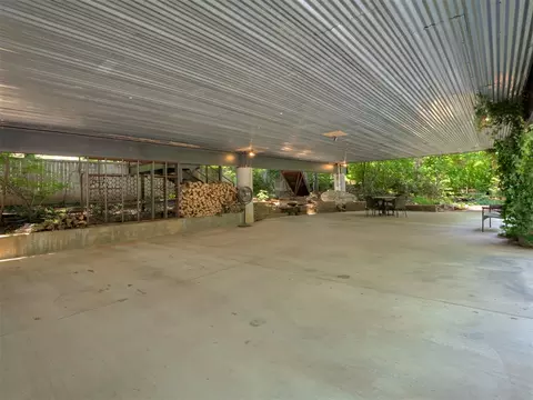 Exterior - 641 E Brooks St, Norman, OK 73071 photo 4 of 16