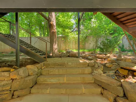 Exterior - 641 E Brooks St, Norman, OK 73071 photo 6 of 16
