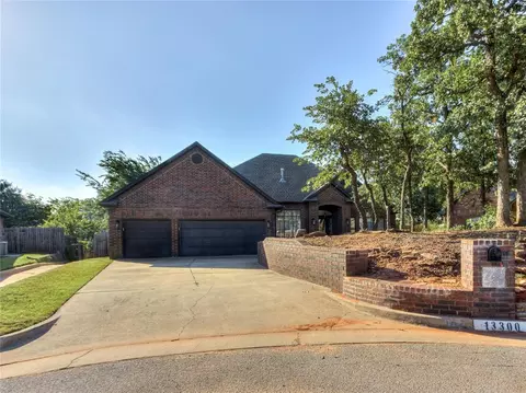 13300 Shady Lane Ct, Oklahoma City, OK 73131