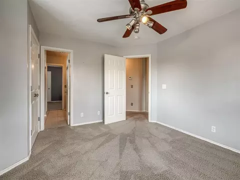 Bedroom - 2117 Cedar Pointe Cir, Edmond, OK 73003 photo 5 of 7