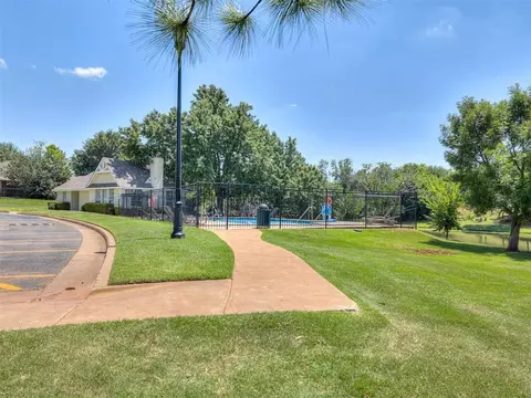 Exterior - 2117 Cedar Pointe Cir, Edmond, OK 73003 photo 10 of 10
