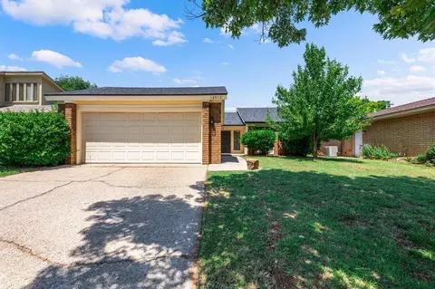12513 Fox Run Dr, Oklahoma City, OK 73142