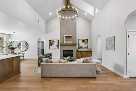 8081 Sacred Frst, Arcadia, OK 73007