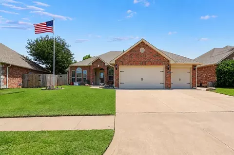 3820 Irvine Dr, Norman, OK 73072