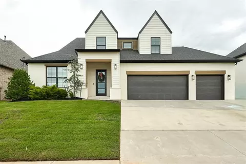 3916 Stone Hill Ln, Edmond, OK 73034