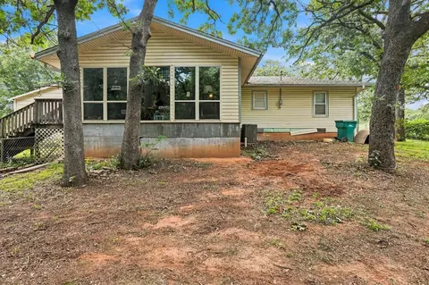 Exterior - 990959 S 3293 Rd, Harrah, OK 73045 photo 4 of 5