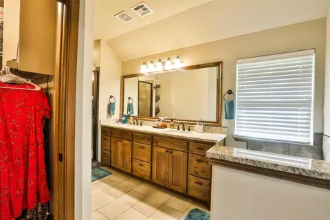 Other - 2103 E Sooner Rd, Tuttle, OK 73089 photo 6 of 13