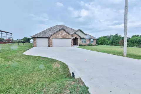 2103 E Sooner Rd, Tuttle, OK 73089