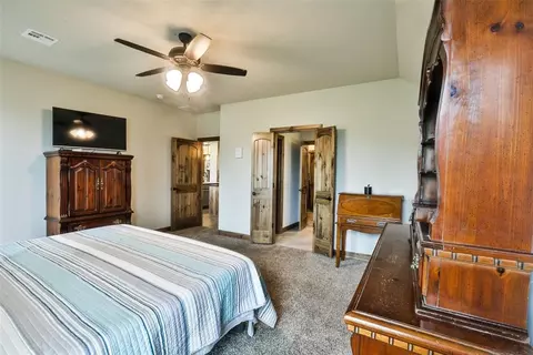 Bedroom - 2103 E Sooner Rd, Tuttle, OK 73089 photo 3 of 6