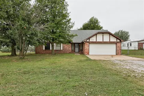 2301 S Manor Rd, Yukon, OK 73099