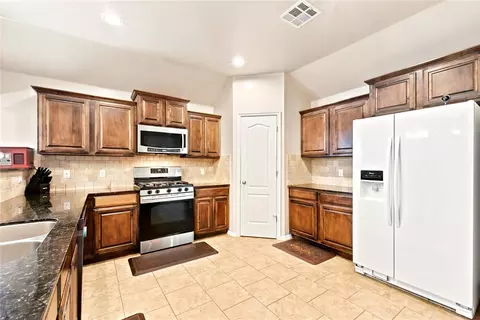 19501 Vista Ave, Edmond, OK 73012