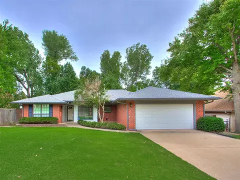 2812 Shady Tree Ln, Edmond, OK 73013