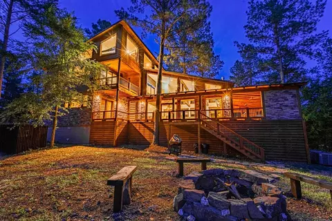 50 Coffee Tree Trail Rd, Broken Bow, OK 74728