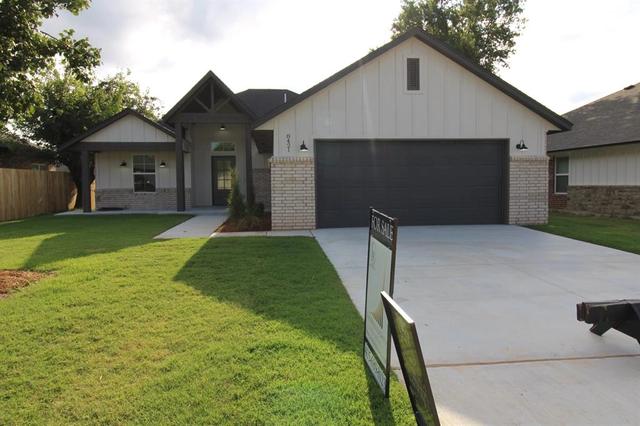8421 Stonewood Dr, Oklahoma City, OK 73135
