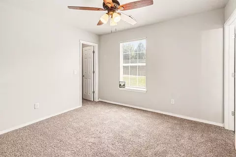 Bedroom - 524 E Grant Ave, Guthrie, OK 73044 photo 3 of 5
