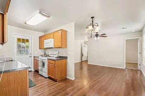Other - 524 E Grant Ave, Guthrie, OK 73044 photo 2 of 7