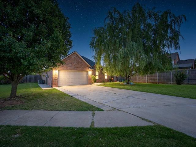 4708 Elk Creek Dr, Yukon, OK 73099