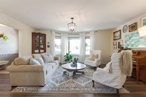 3913 NW 60 St, Oklahoma City, OK 73112