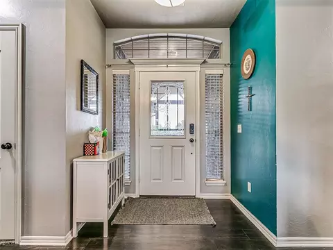Entry Way - 6640 Mint Julep Ln, Guthrie, OK 73044 photo 1 of 1