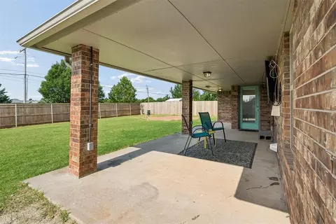 2216 SW 33rd St, Moore, OK 73170 photo 45