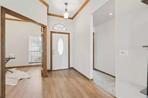 2216 SW 33rd St, Moore, OK 73170 photo 7