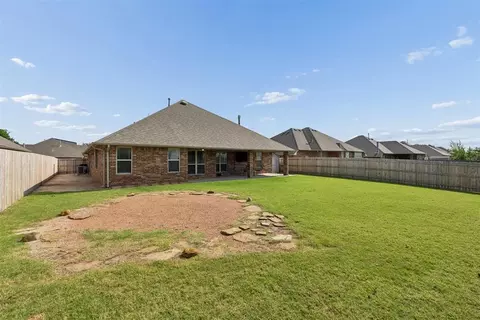 2216 SW 33rd St, Moore, OK 73170 photo 48