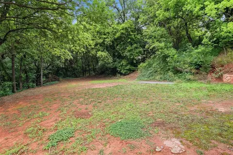 Exterior - 604 E 9th St, Chandler, OK 74834 photo 3 of 4